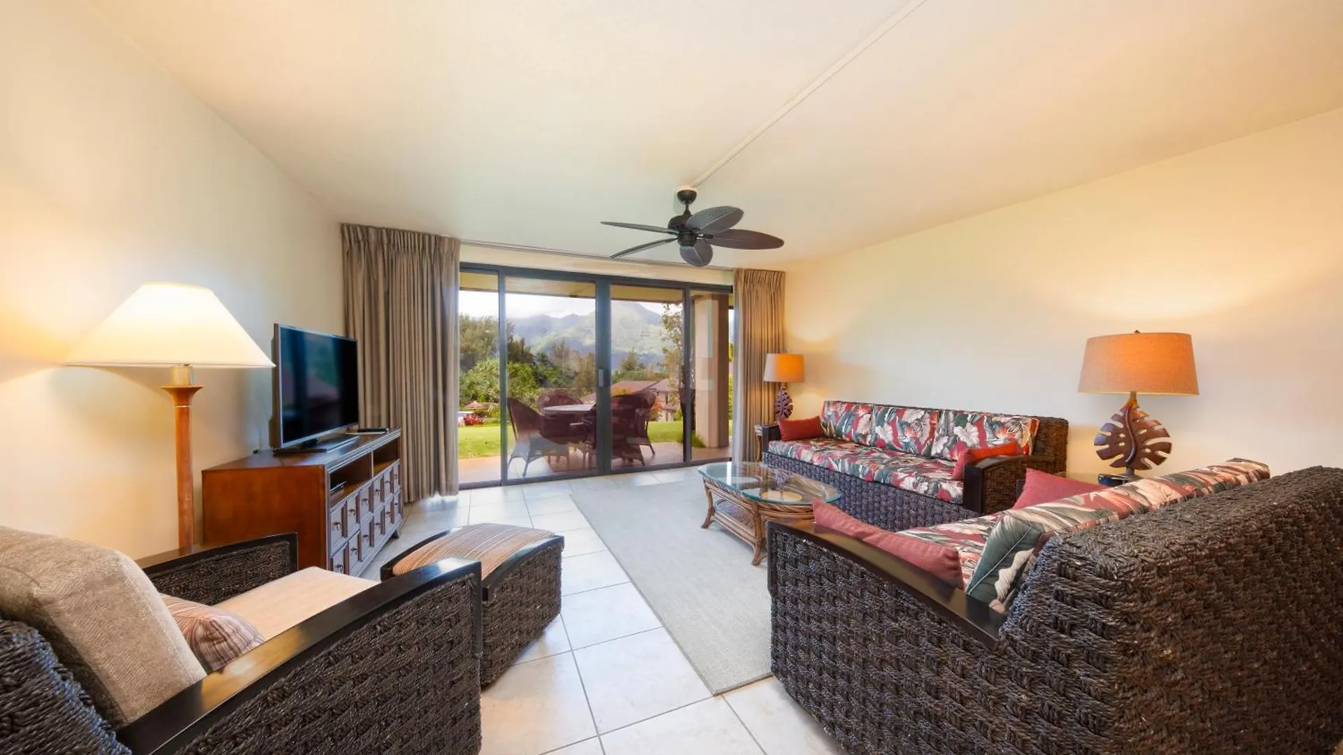 Hanalei Bay Resort 3*