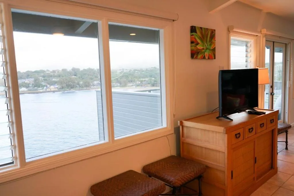 Hale Kipa | Perched On The Bluffs * Kauai