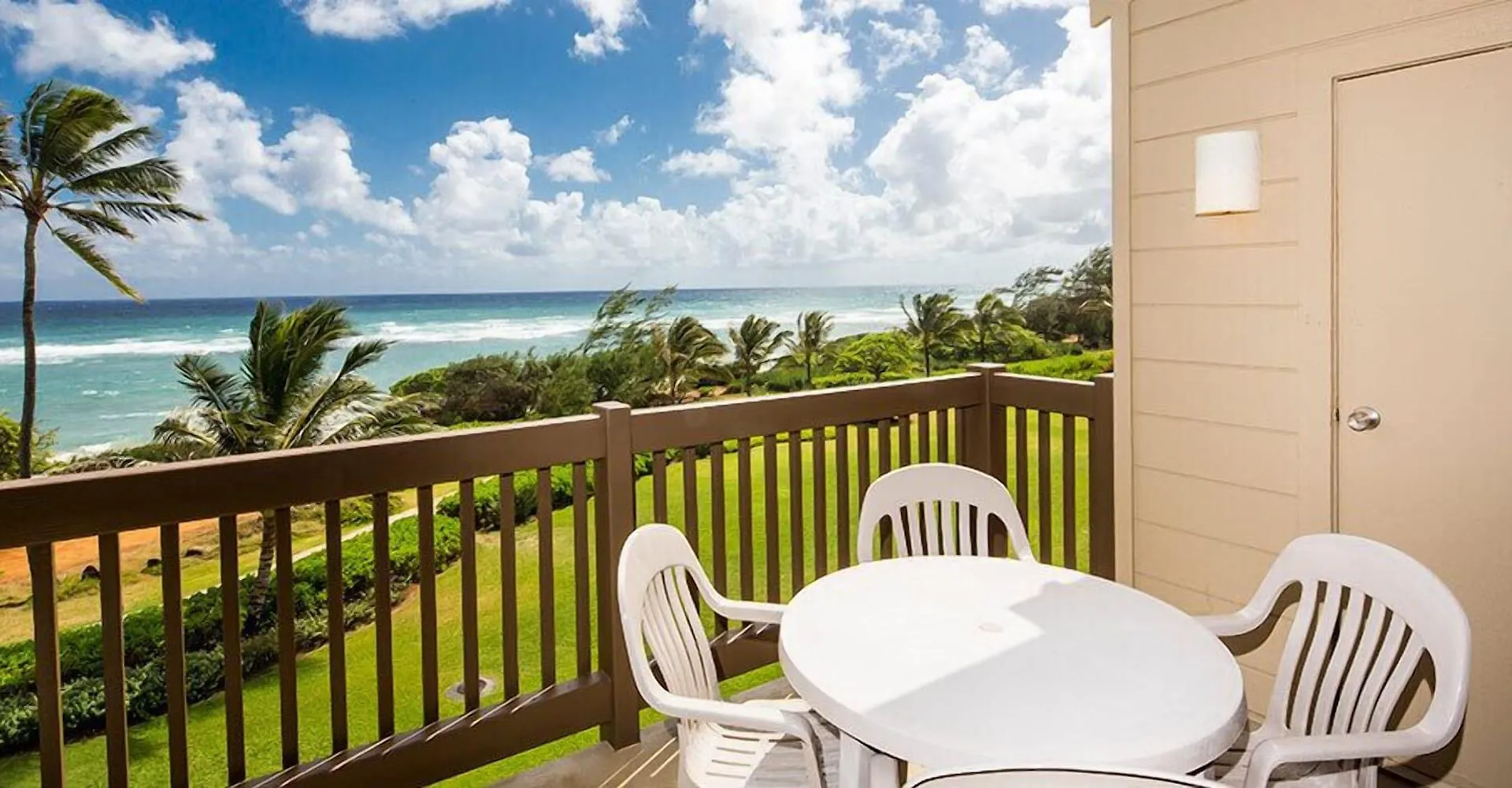 Castle Kaha Lani Aparthotel 3*