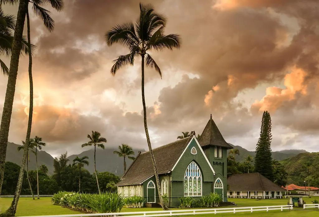 Colony Resort 4*