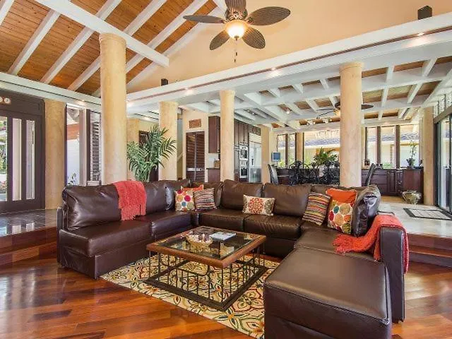 Elegant With Hot Tub And Pool In Princeville * Kauai