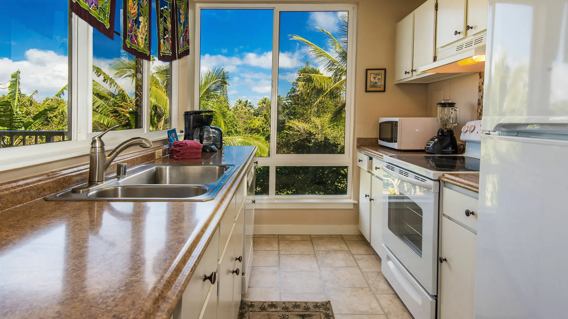 Отель Oceanfront Realty The Cliffs At Princeville Kauai