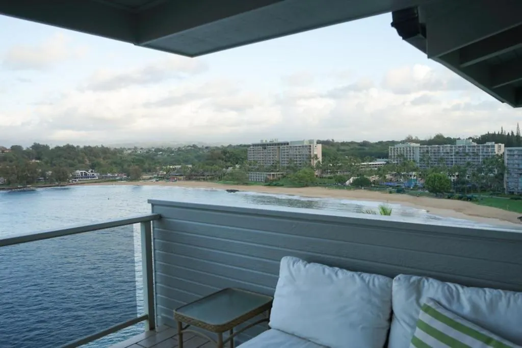 Hale Kipa | Perched On The Bluffs *