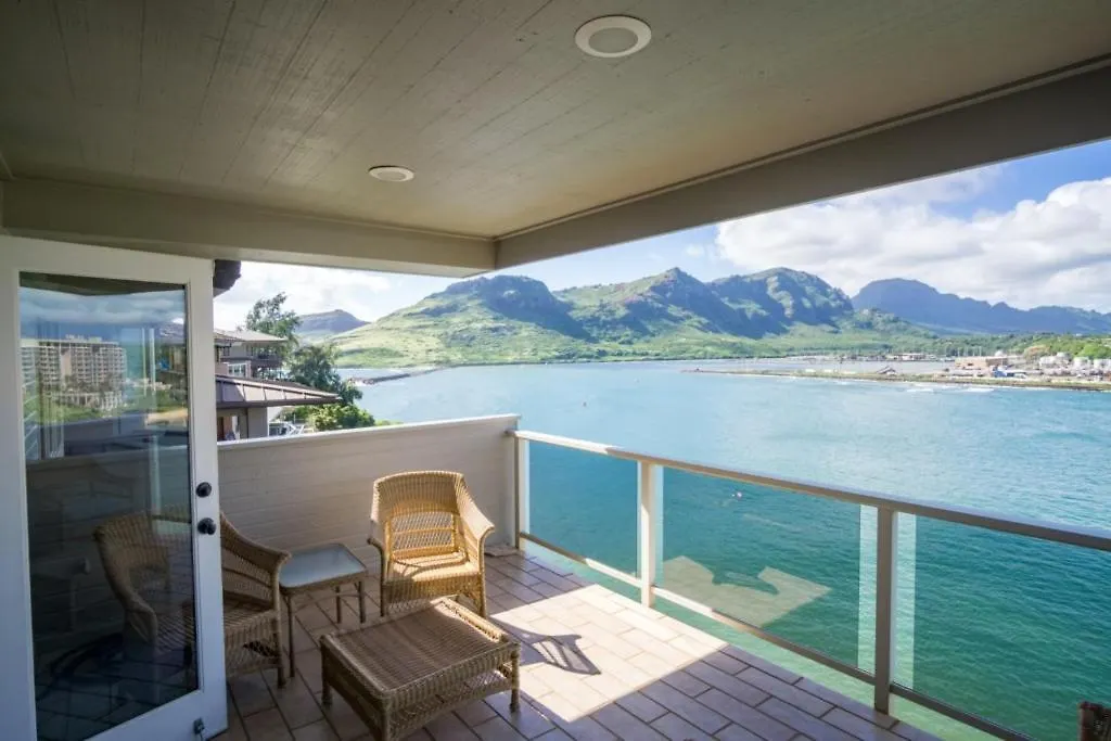 Hale Kipa | Perched On The Bluffs *